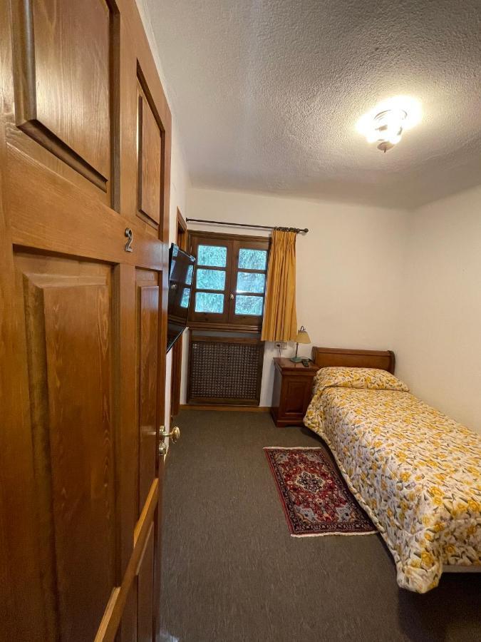 Mirador Del Valle Bed & Breakfast Panzió Eriste Kültér fotó